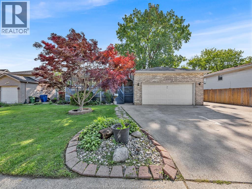 MLS# 26012615: 2115 LONGFELLOW, Windsor, Canada