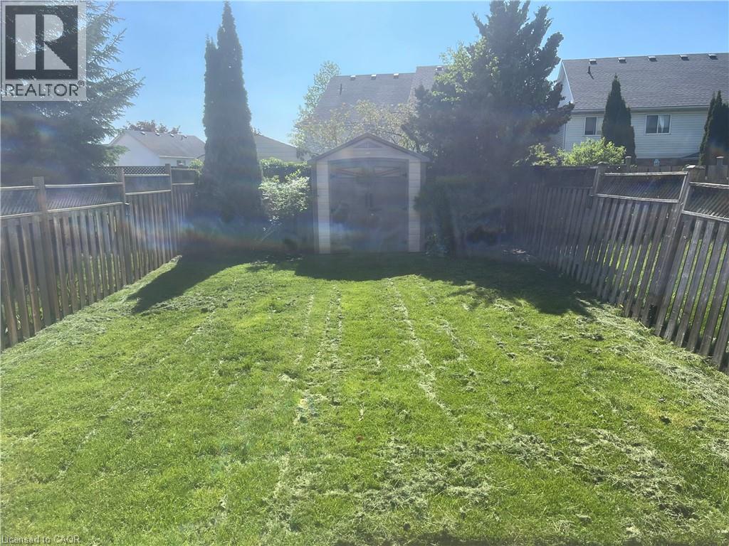16 King William Court, Cambridge, Ontario  N3C 4J2 - Photo 3 - 40835165