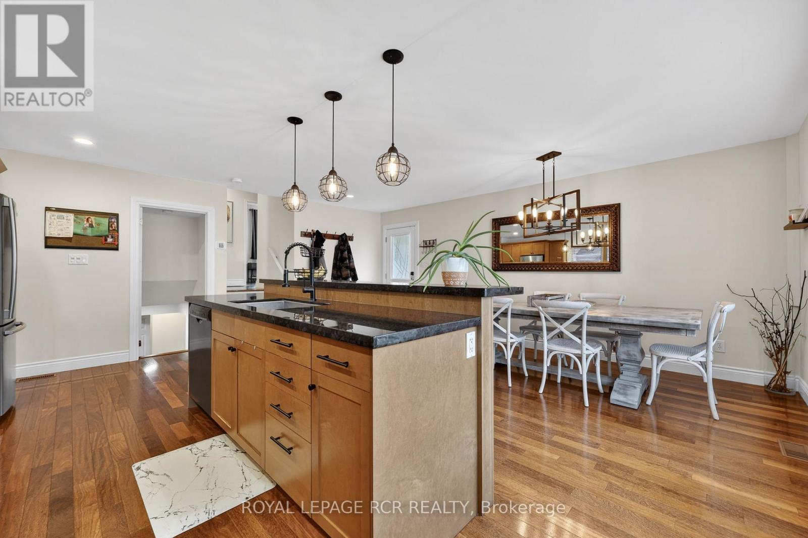 215 Zina Street, Orangeville, Ontario  L9W 1E9 - Photo 35 - W12995938