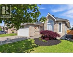 36 GARNER'S Lane, Brantford, Ontario