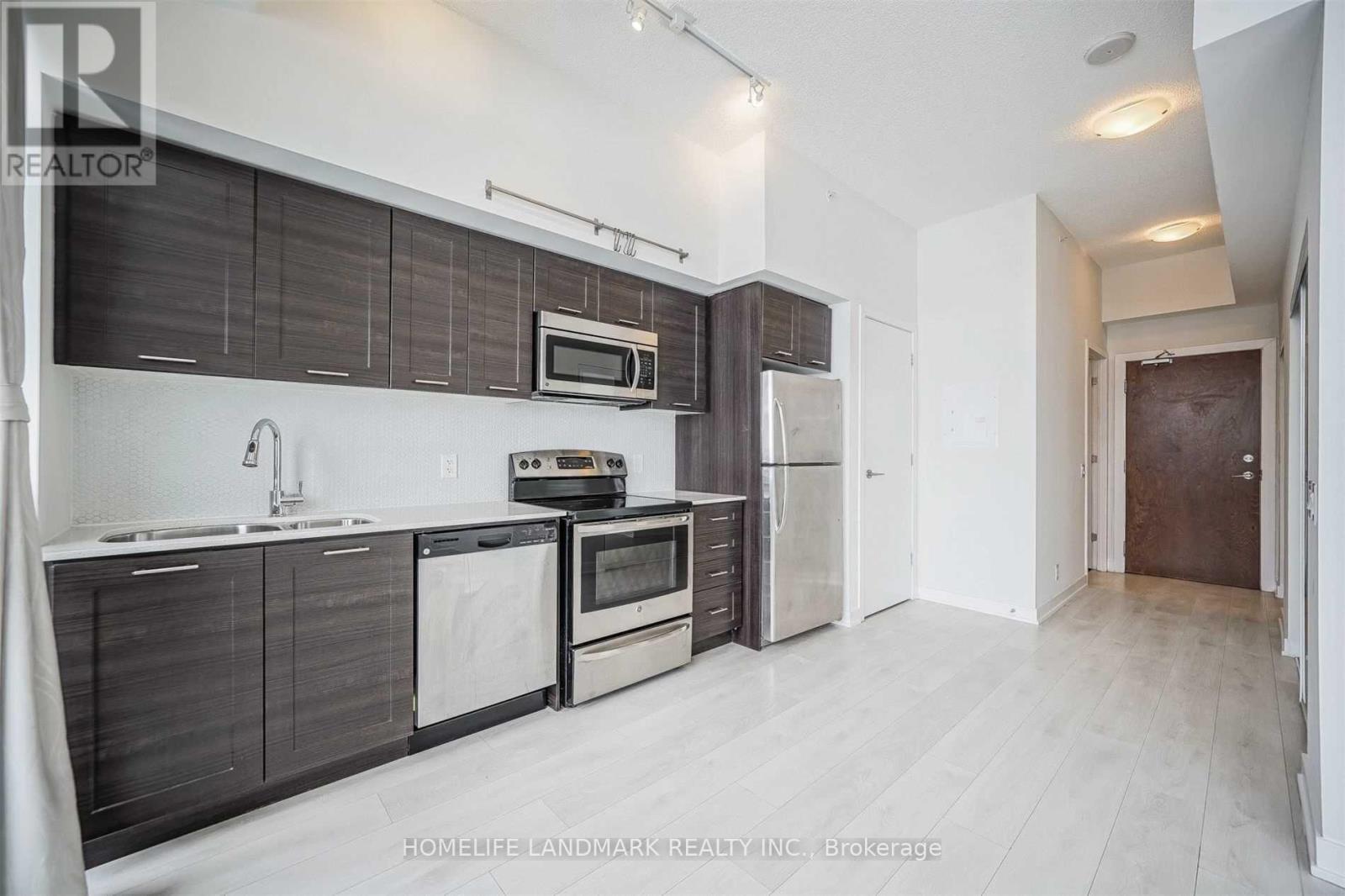 814 - 2200 Lakeshore Boulevard W, Toronto, Ontario  M8V 1A4 - Photo 7 - W13220094