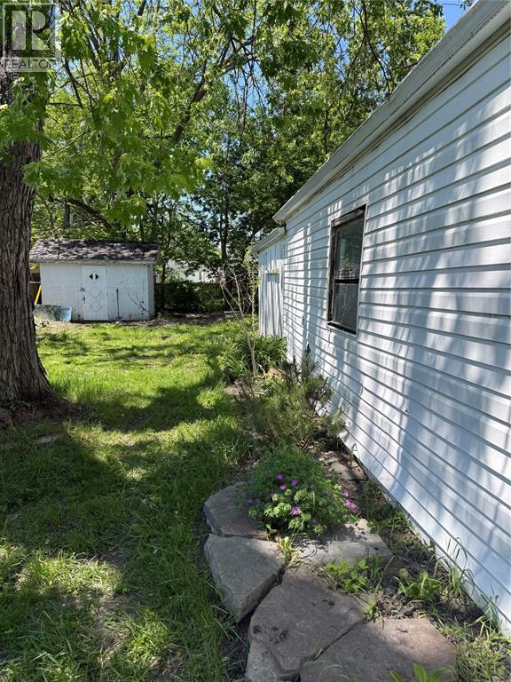 117 Walnut Avenue South, Sarnia, Ontario  N7T 3V5 - Photo 21 - 26012583