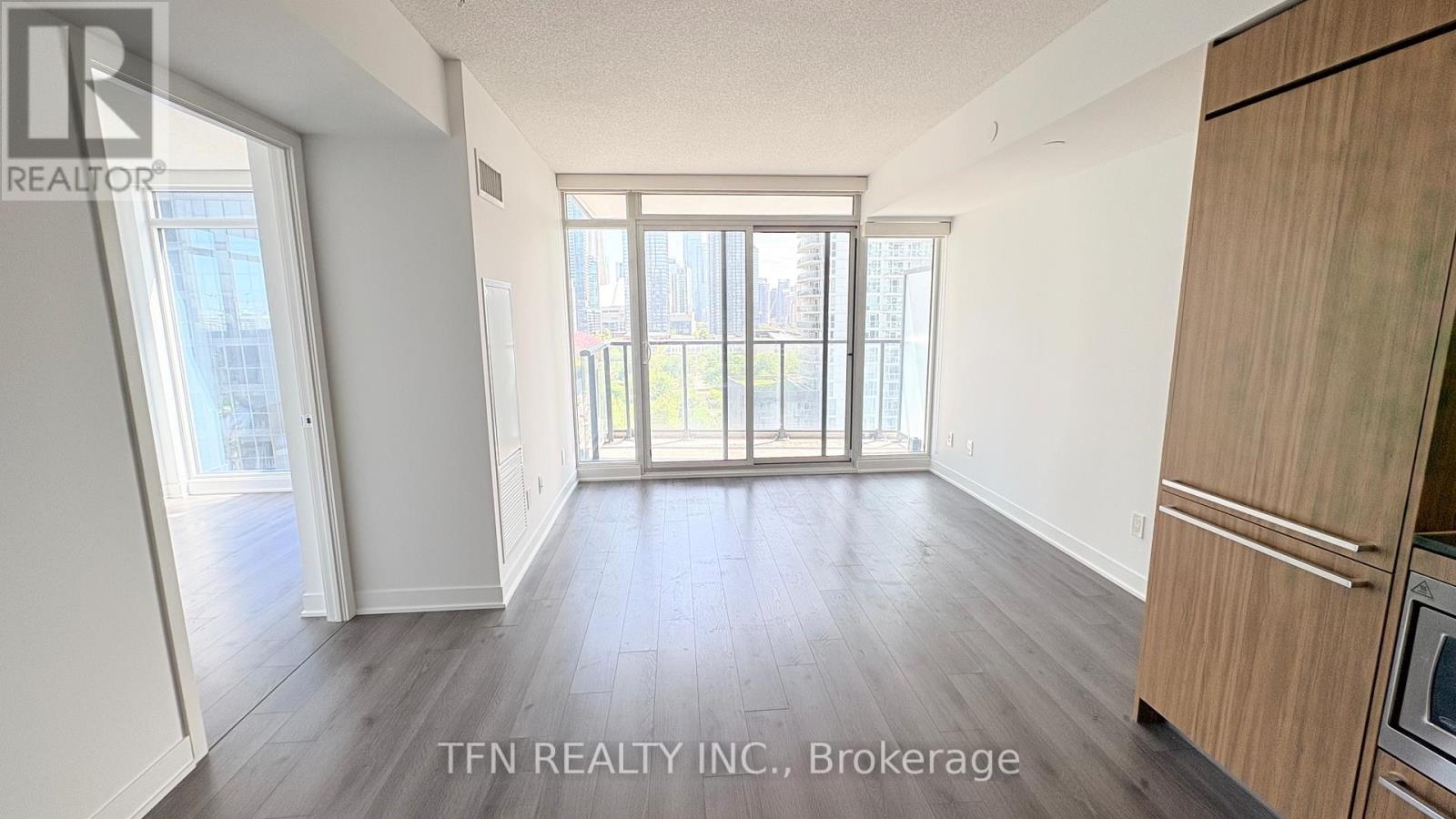1109 - 70 Queens Wharf Road, Toronto, Ontario  M5V 0J2 - Photo 6 - C13220162