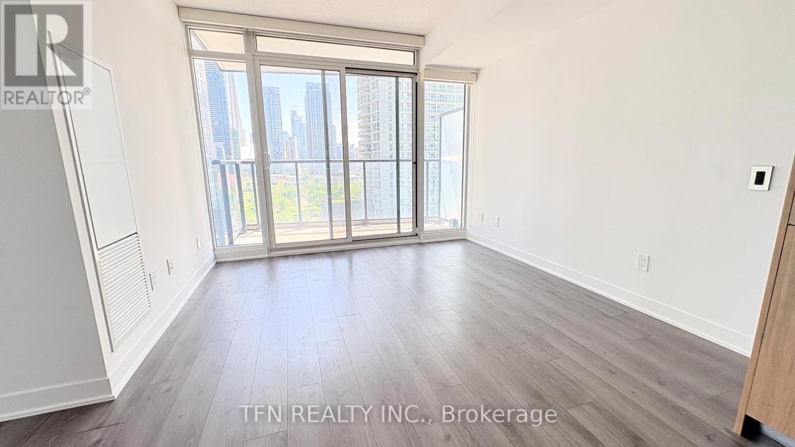 1109 - 70 Queens Wharf Road, Toronto, Ontario  M5V 0J2 - Photo 7 - C13220162