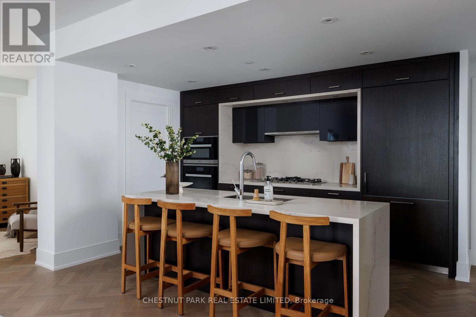 907 - 455 Wellington Street W, Toronto, Ontario  M5V 0V8 - Photo 7 - C13220184