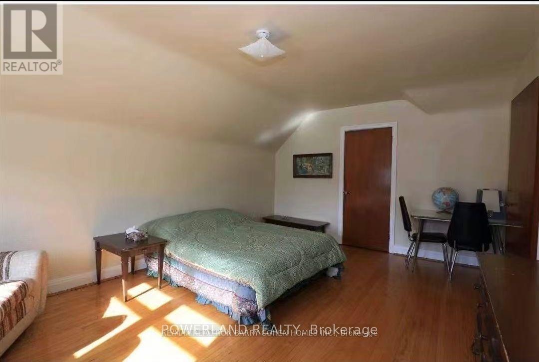 58 Abitibi Avenue, Toronto, Ontario  M2M 2V4 - Photo 2 - C13220244