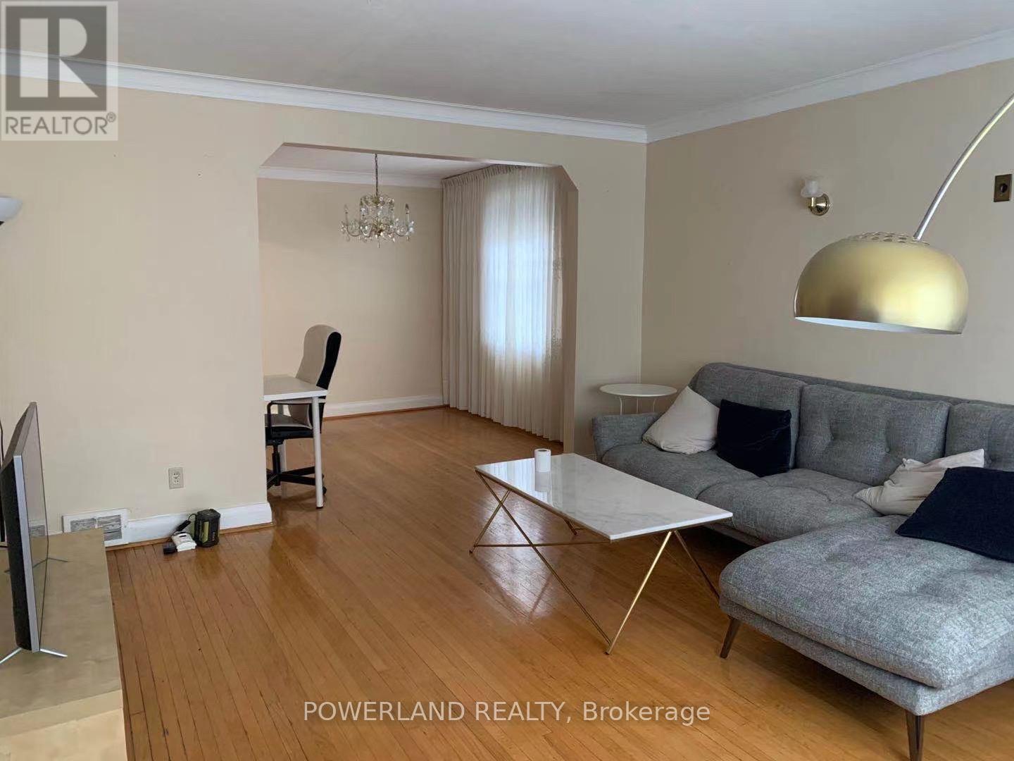 58 Abitibi Avenue, Toronto, Ontario  M2M 2V4 - Photo 3 - C13220244