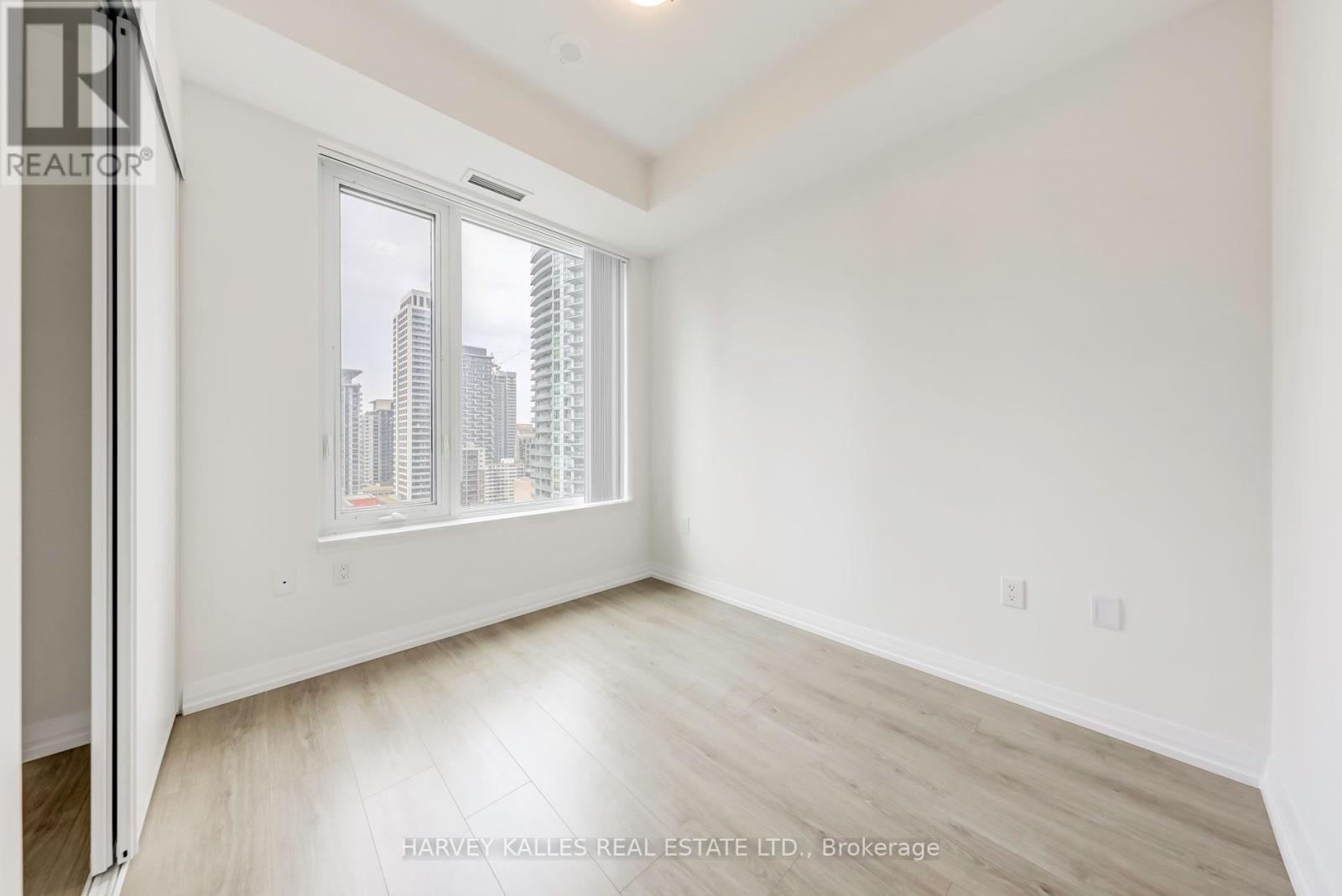 2217 - 50 Dunfield Avenue, Toronto, Ontario  M4S 0E4 - Photo 16 - C13220268
