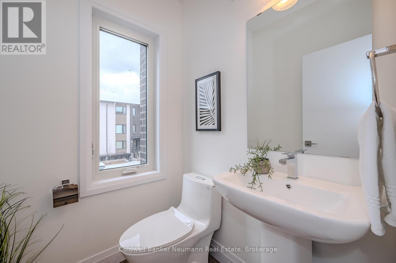 40 Lily Lane, Guelph, Ontario  N1L 0R2 - Photo 6 - X13220248