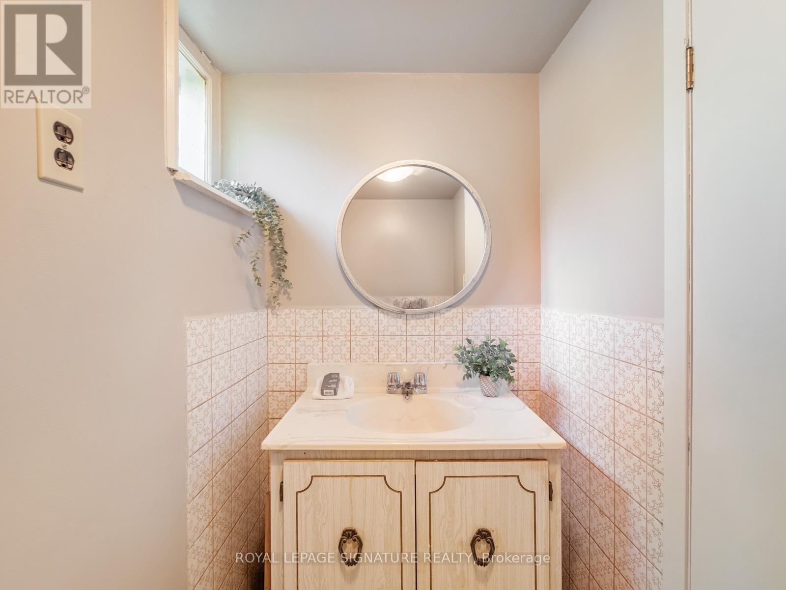 27 Dalecliff Crescent, Toronto, Ontario  M1R 3L6 - Photo 33 - E13220154