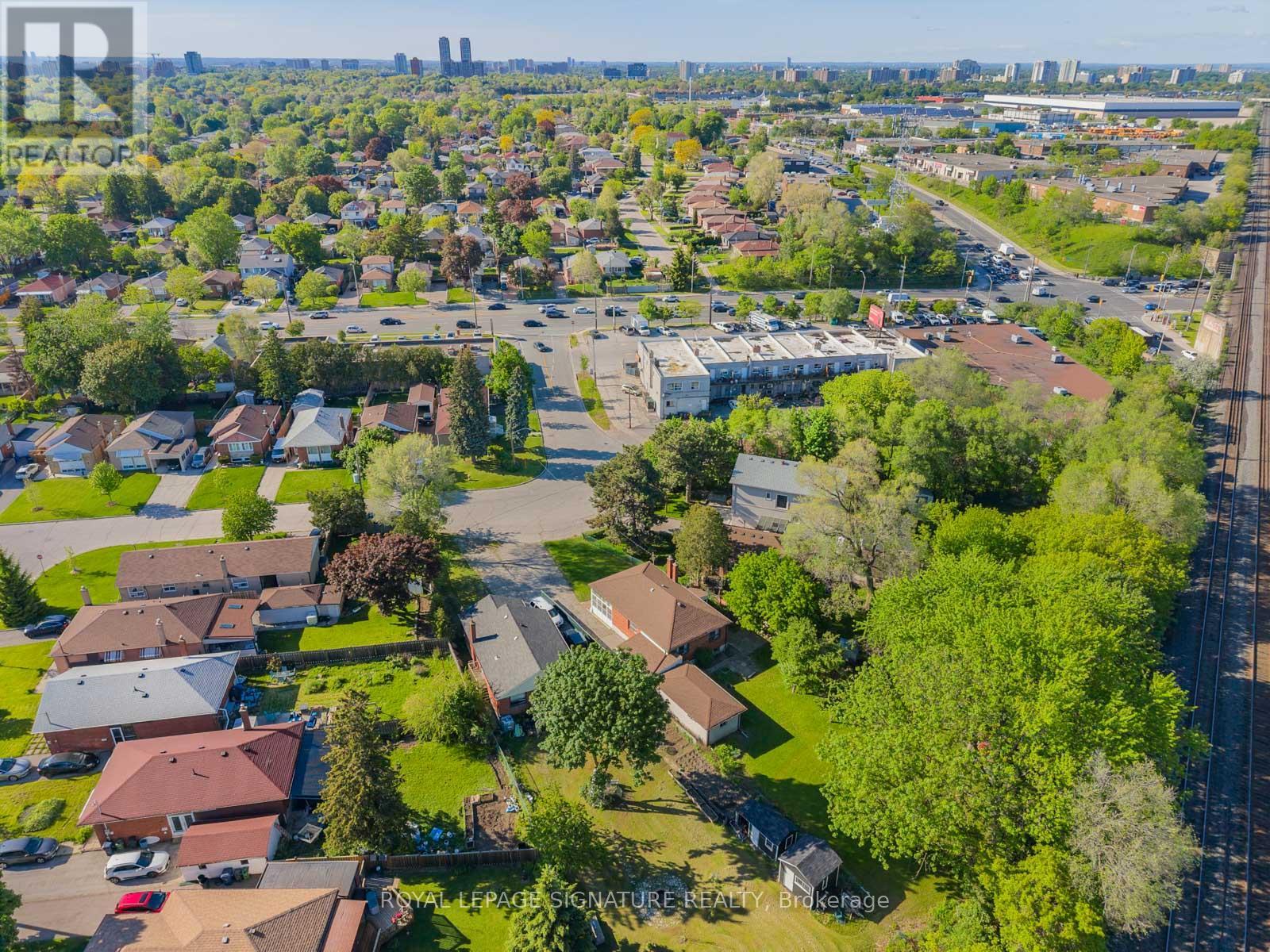27 Dalecliff Crescent, Toronto, Ontario  M1R 3L6 - Photo 44 - E13220154