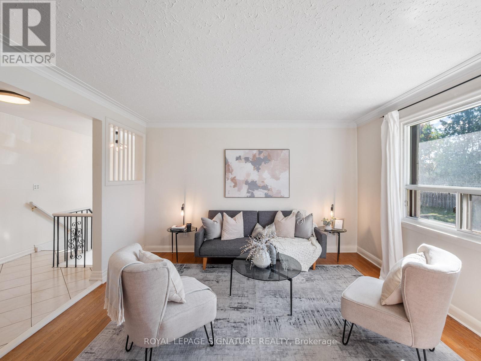27 Dalecliff Crescent, Toronto, Ontario  M1R 3L6 - Photo 7 - E13220154
