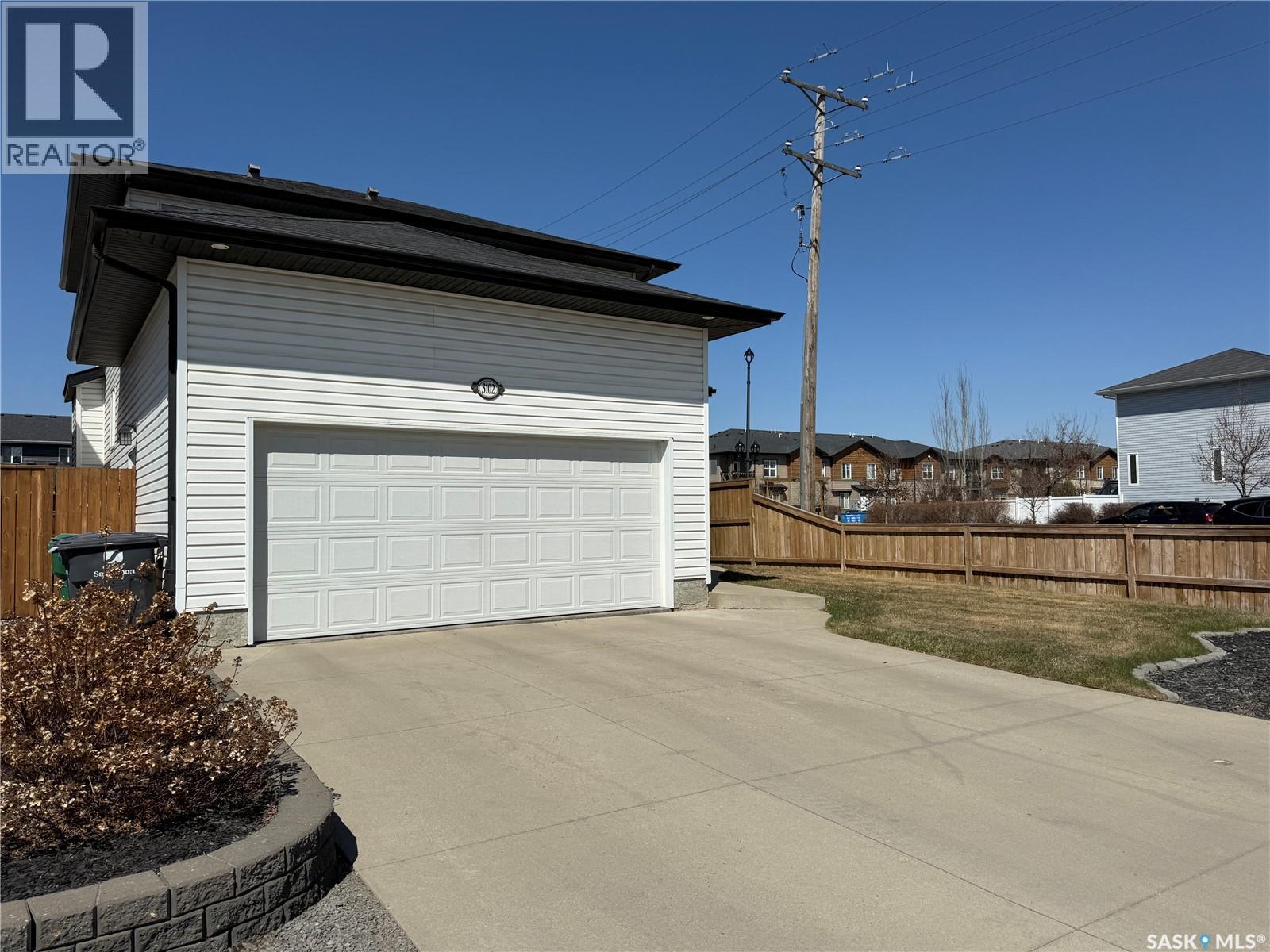 3102 37th Street W, Saskatoon, Saskatchewan  S7L 7H9 - Photo 3 - SK037724