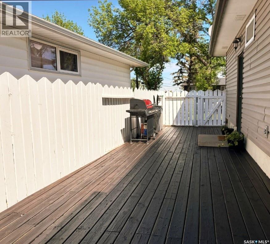 1406 Ashley Drive, Swift Current, Saskatchewan  S9H 1N5 - Photo 18 - SK037681