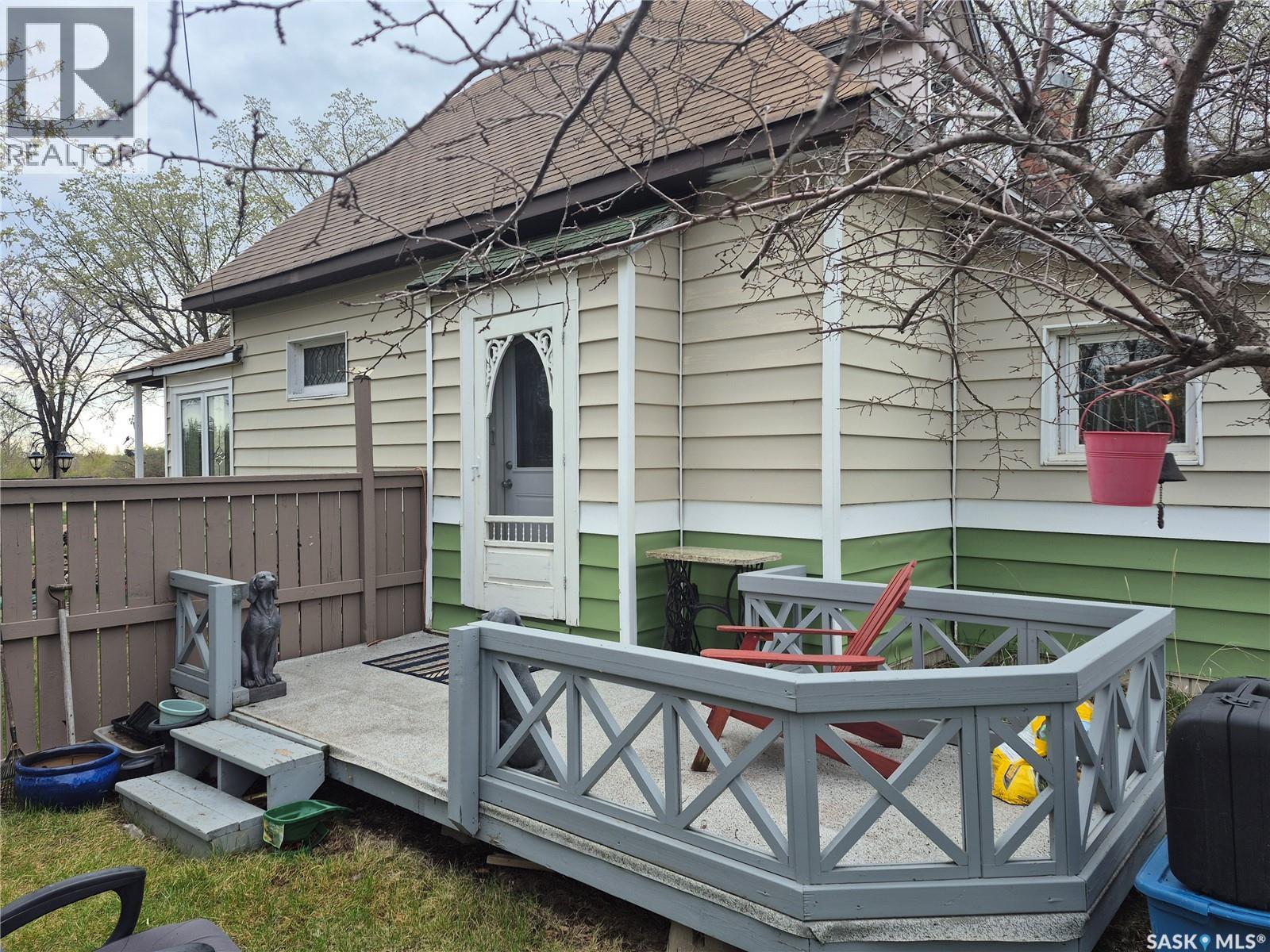 303 Edward Street, Radisson, Saskatchewan  S0K 3L0 - Photo 37 - SK037632