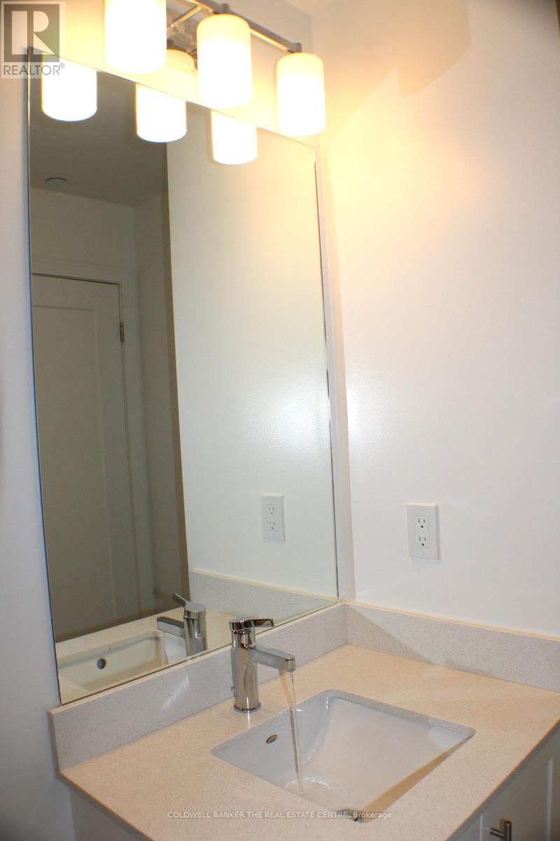 309b - 715 Davis Drive, Newmarket, Ontario  L3Y 0J1 - Photo 12 - N13220226