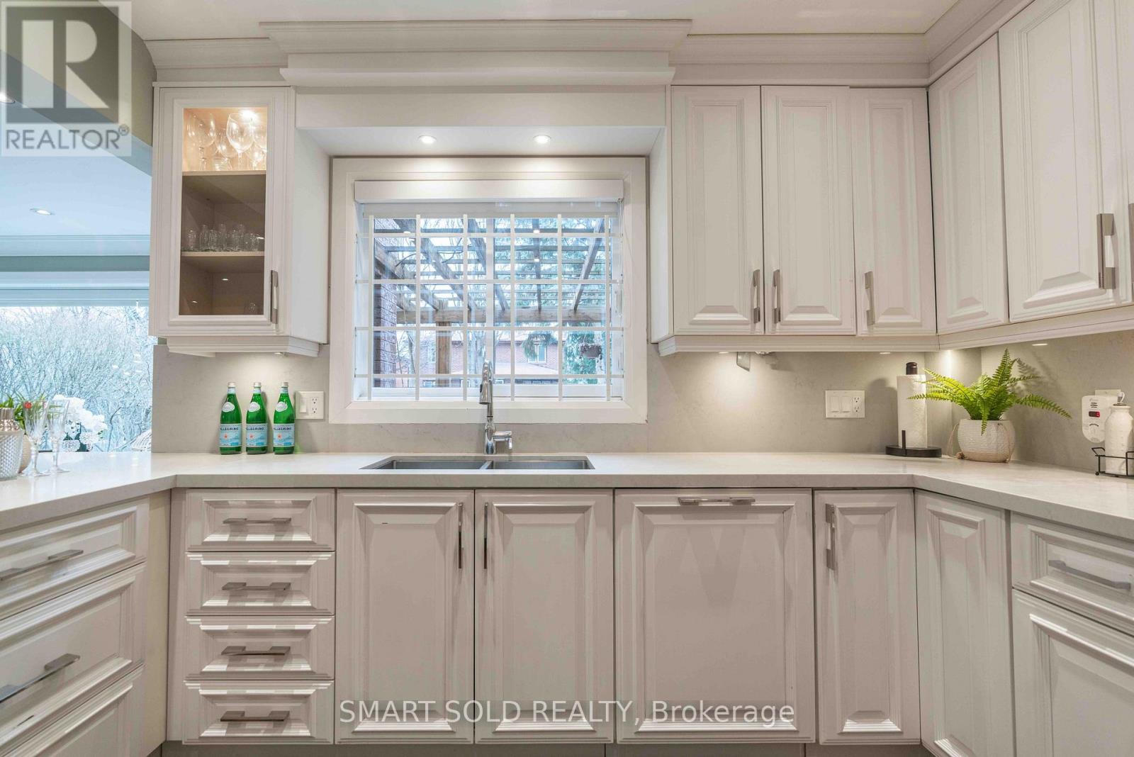 107 Arnold Avenue, Vaughan, Ontario  L4J 1B6 - Photo 21 - N13220232