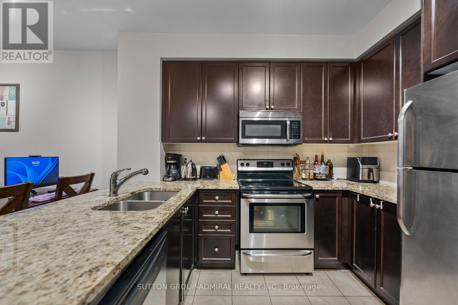 215 - 9255 Jane Street, Vaughan, Ontario  L6A 0K1 - Photo 6 - N13220262