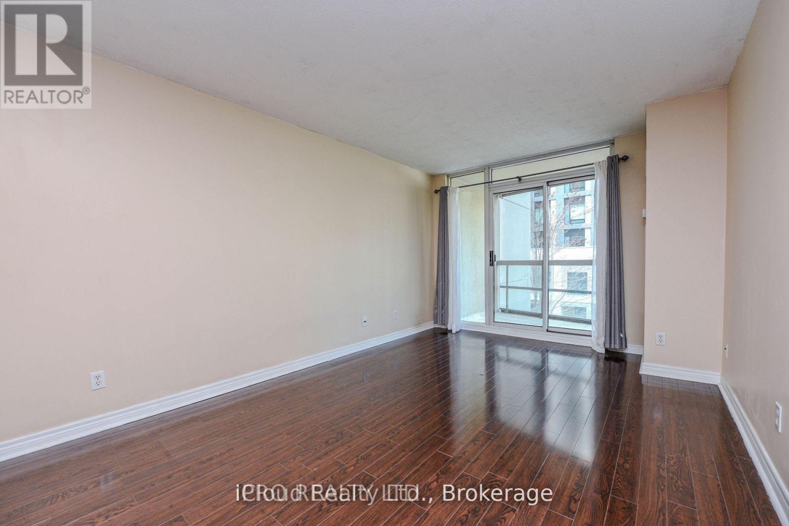 302 - 156 Enfield Place, Mississauga, Ontario  L5B 4L8 - Photo 10 - W13220152