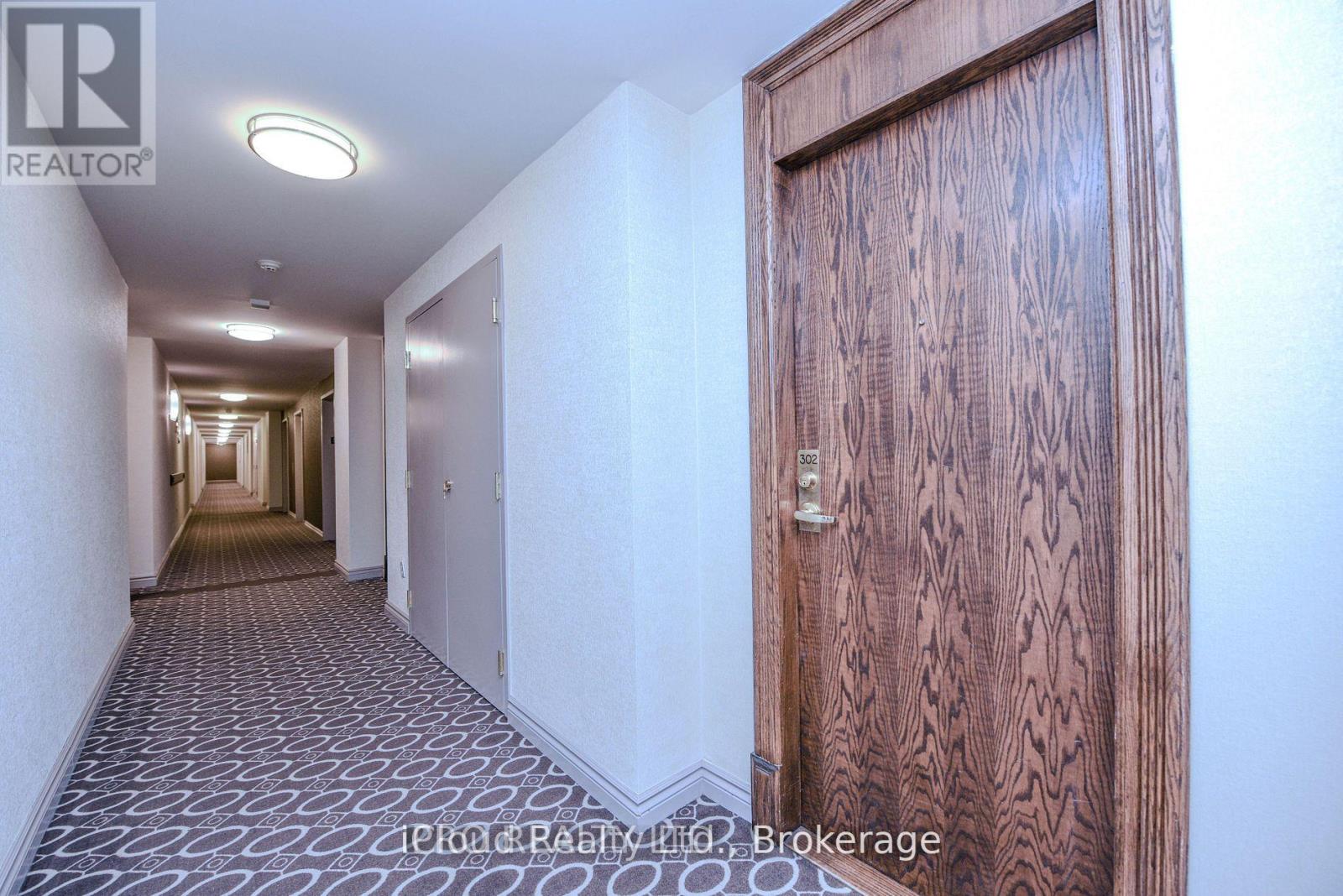 302 - 156 Enfield Place, Mississauga, Ontario  L5B 4L8 - Photo 24 - W13220152