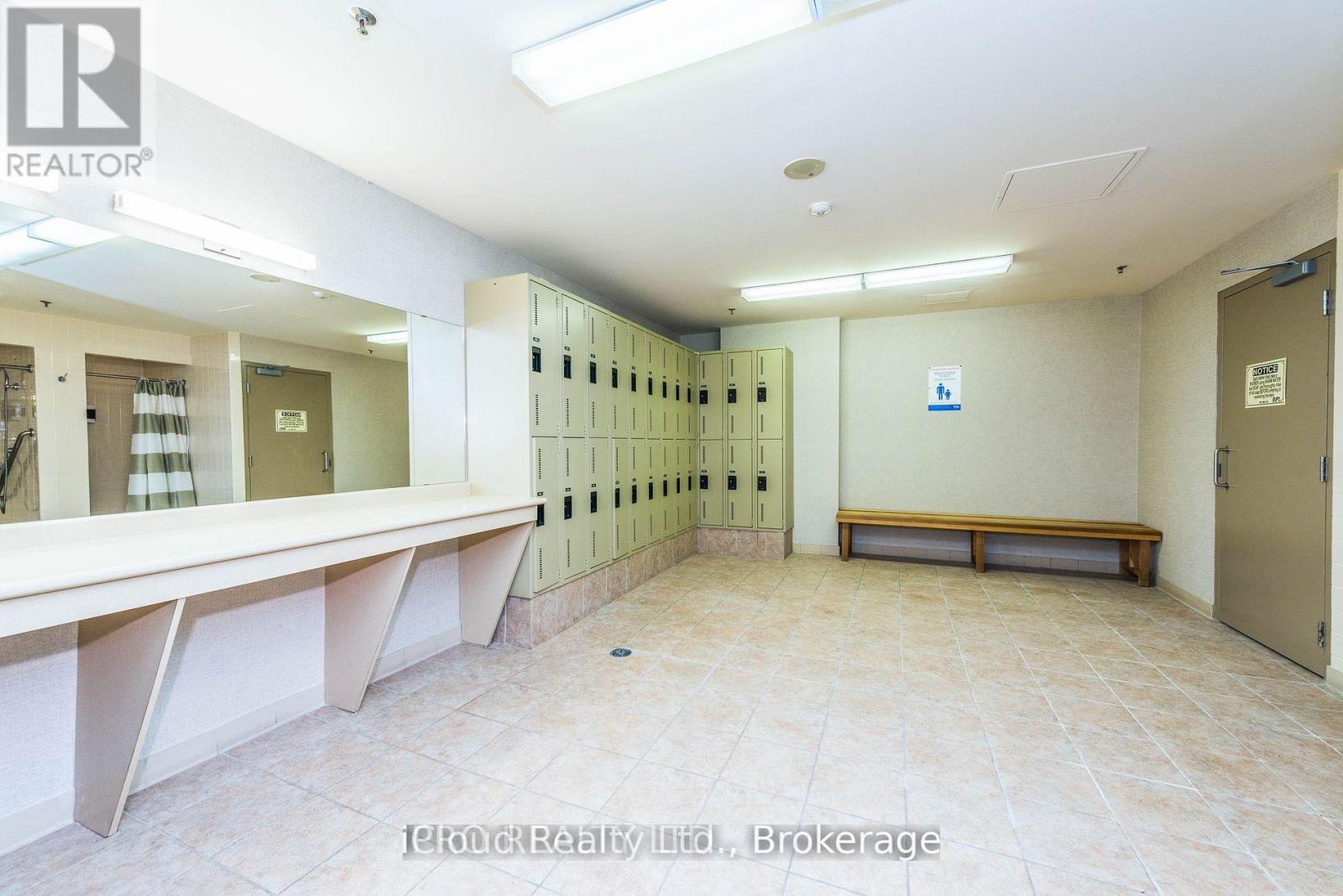 302 - 156 Enfield Place, Mississauga, Ontario  L5B 4L8 - Photo 33 - W13220152