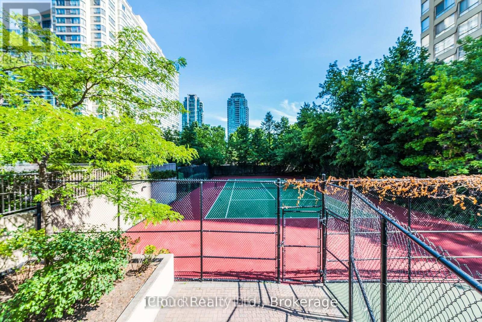 302 - 156 Enfield Place, Mississauga, Ontario  L5B 4L8 - Photo 49 - W13220152