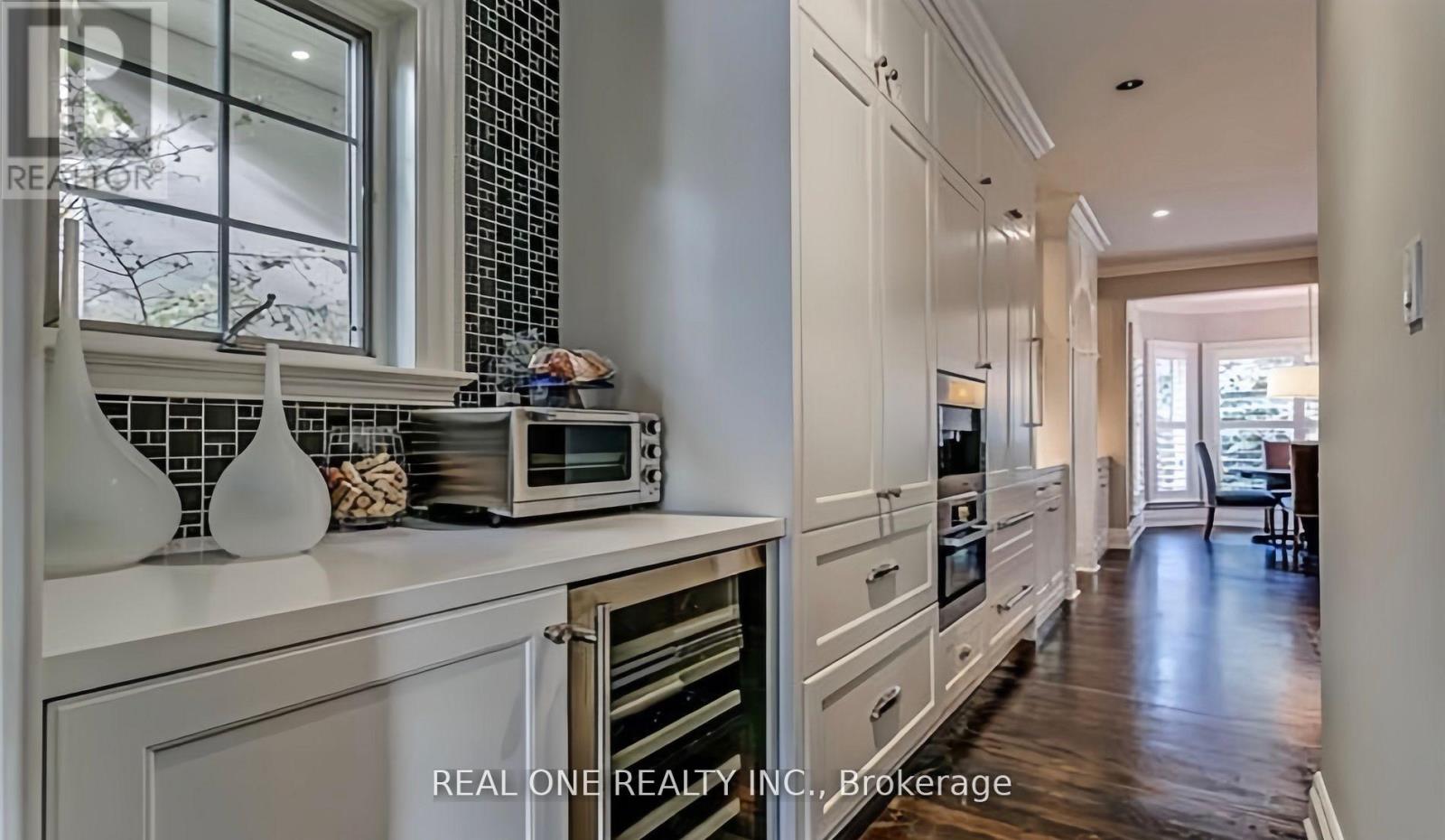 1171 Westdale Road, Oakville, Ontario  L6L 6P5 - Photo 6 - W13220294