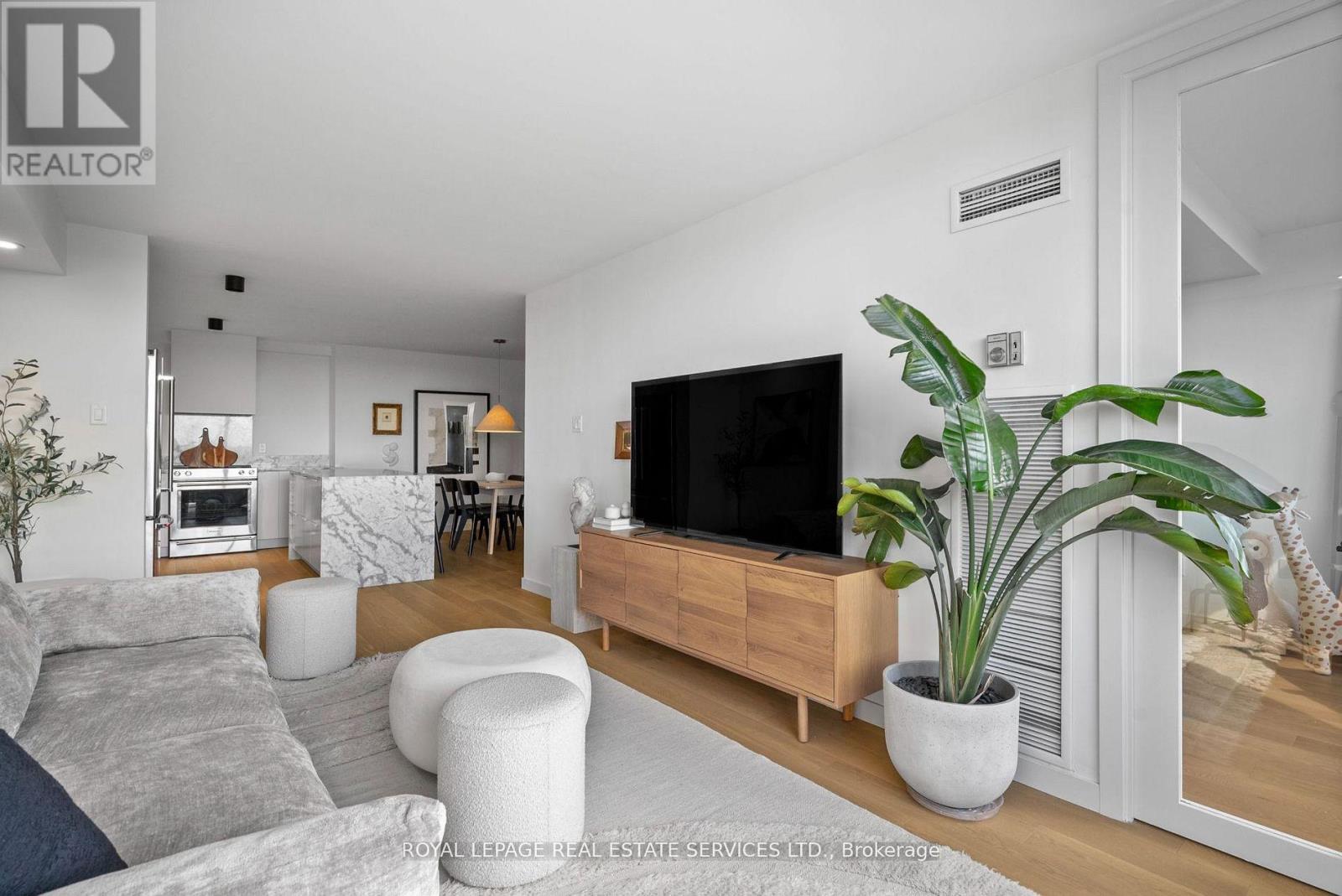 1005 - 1320 Islington Avenue, Toronto, Ontario  M9A 5C6 - Photo 16 - W13220306