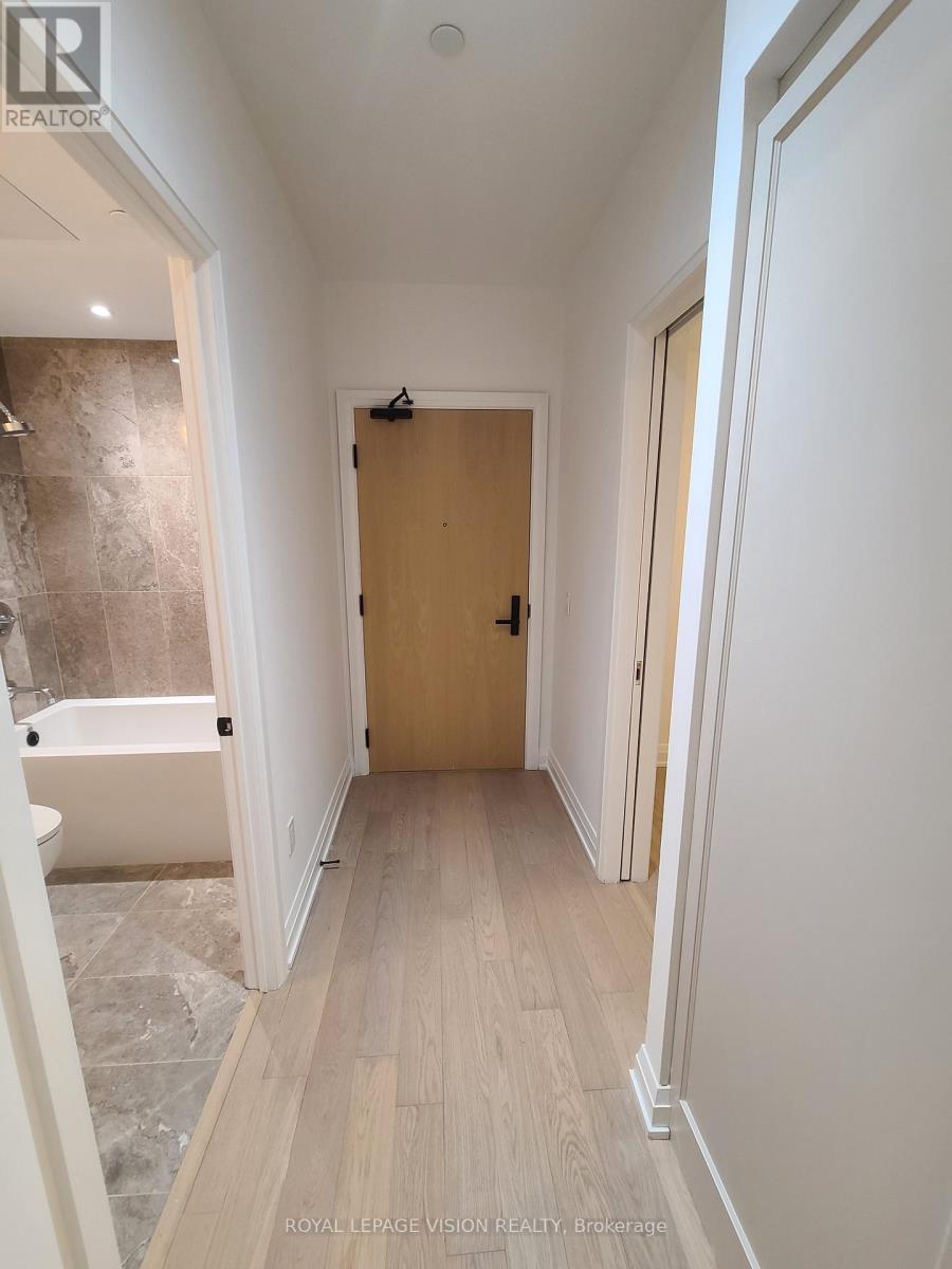 201 - 505 Glencairn Avenue, Toronto, Ontario  M6B 0B2 - Photo 3 - C13219870