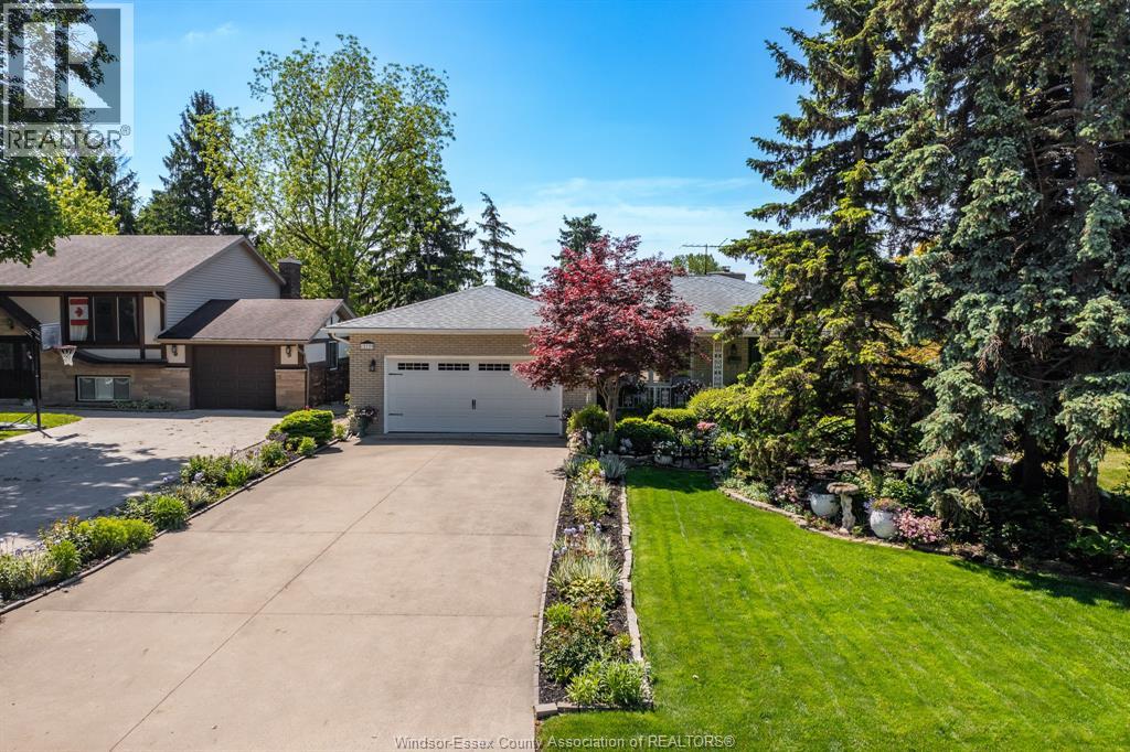 MLS# 26011918: 12139 PAPINEAU, Tecumseh, Canada