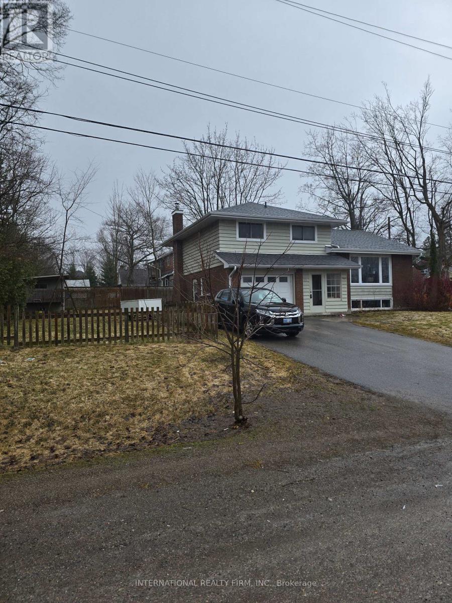 49 SMITH STREET, Selwyn, Ontario