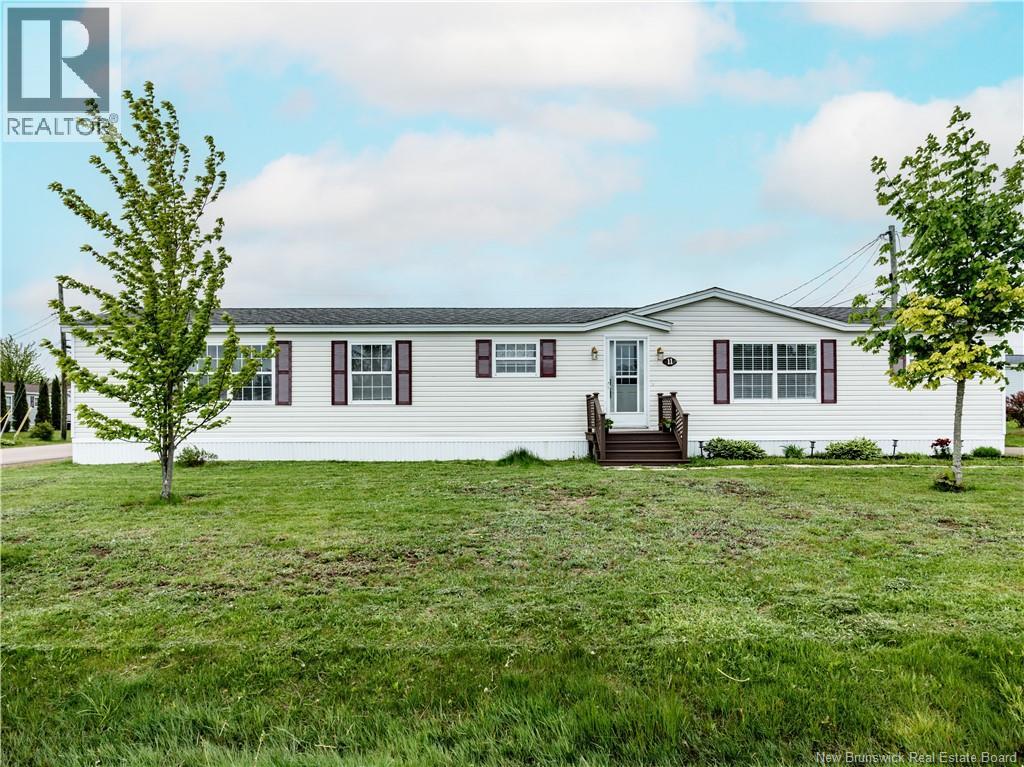 11 Blue Ash, Moncton, New Brunswick  E1H 3R1 - Photo 2 - NB140761