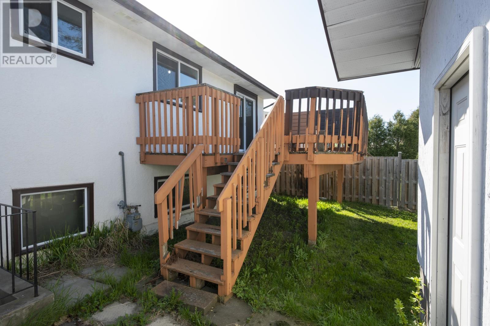 423 Brittany Drive, Thunder Bay, Ontario  P7B 5P3 - Photo 3 - TB2601260