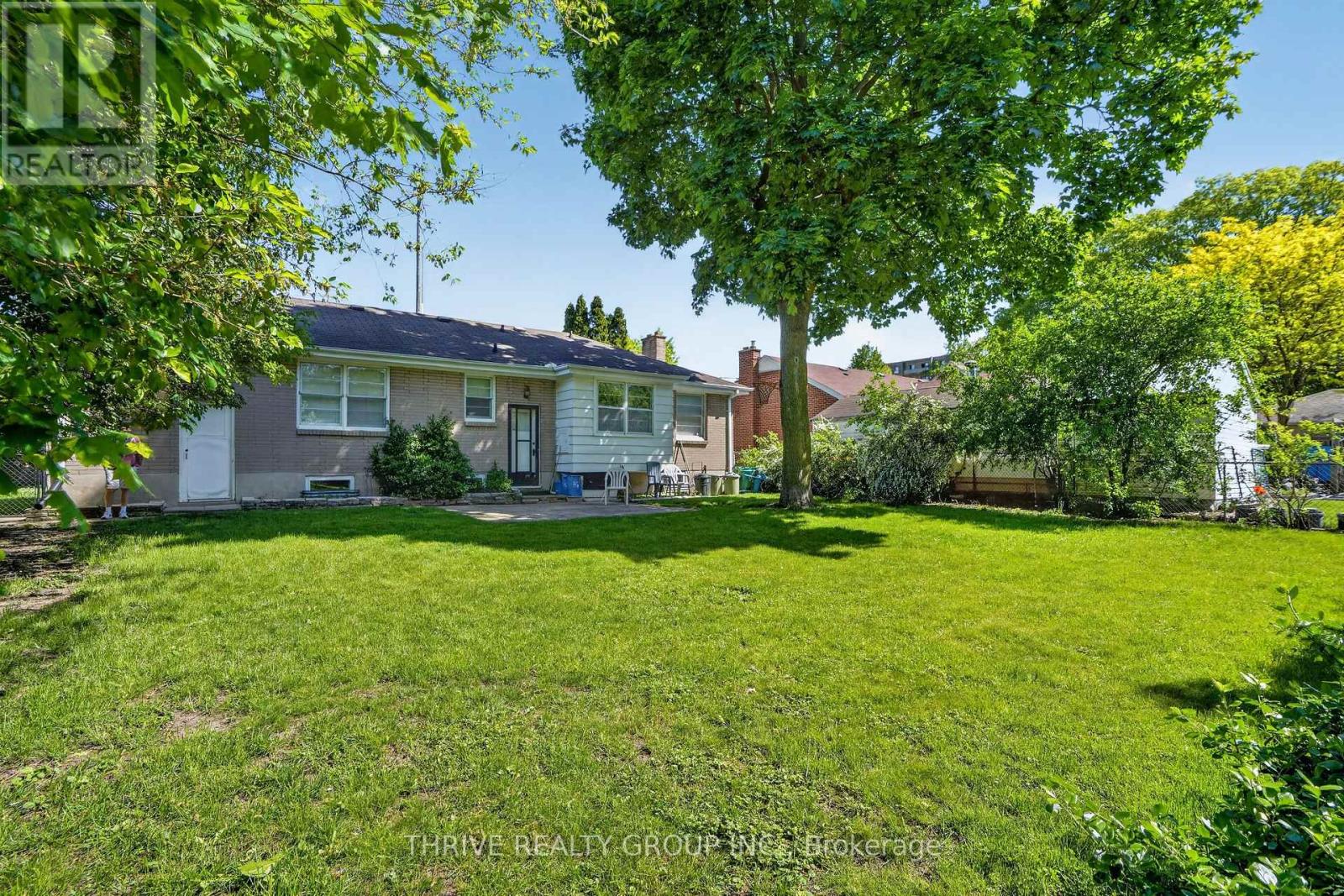 693 Kipps Lane, London East, Ontario  N5Y 4R5 - Photo 34 - X13220358