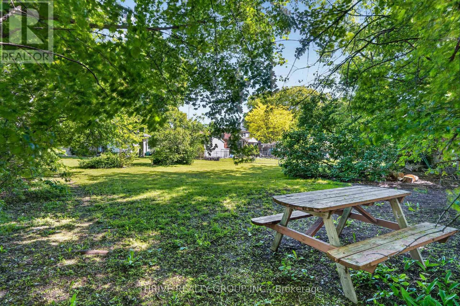693 Kipps Lane, London East, Ontario  N5Y 4R5 - Photo 36 - X13220358