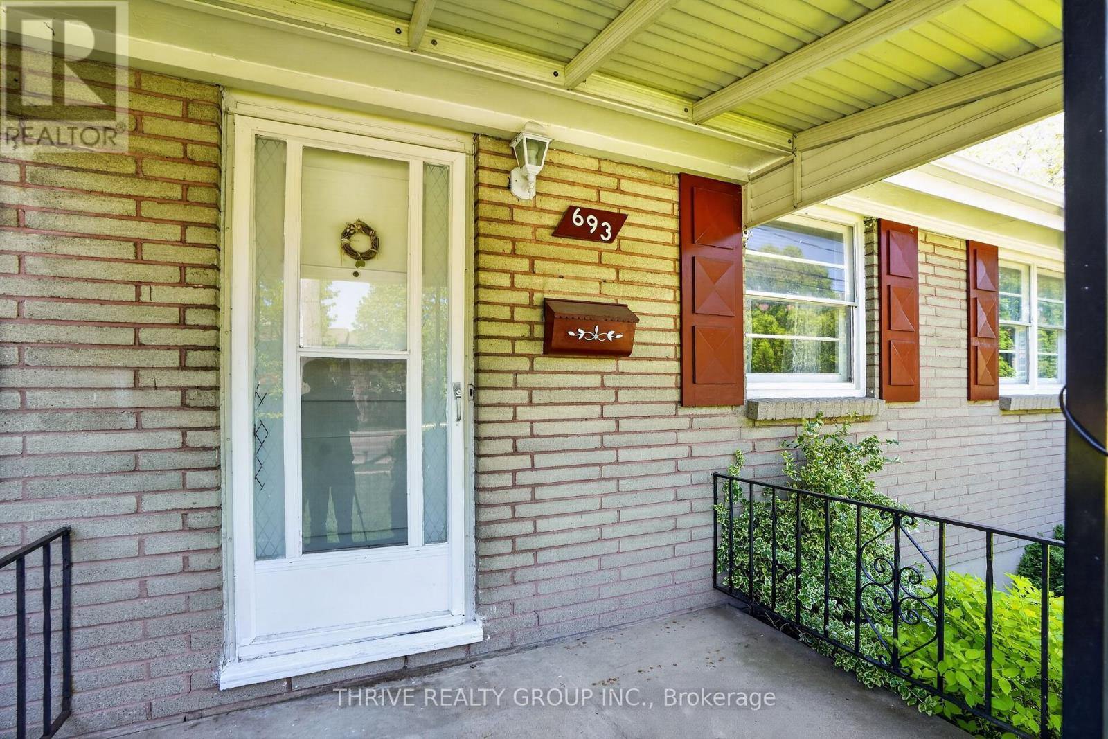 693 Kipps Lane, London East, Ontario  N5Y 4R5 - Photo 4 - X13220358