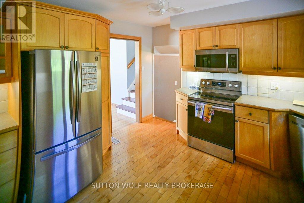 106 Stanhope Place, London South (South S), Ontario  N6C 4W8 - Photo 8 - X13220394
