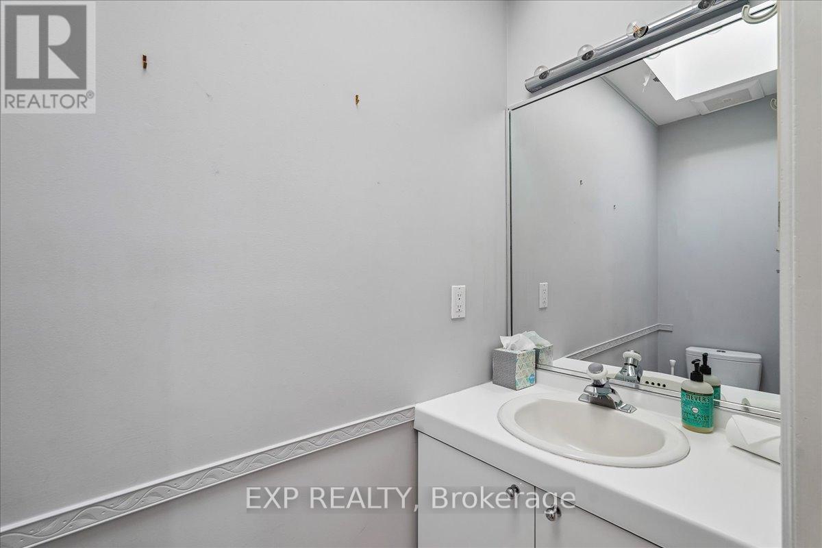 332 Burns Boulevard, King, Ontario  L7B 1E1 - Photo 27 - N13220324