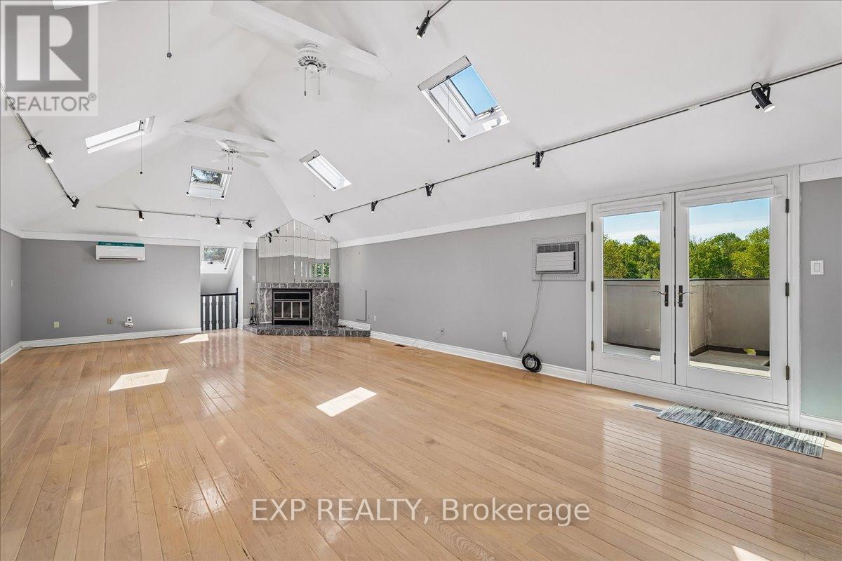 332 Burns Boulevard, King, Ontario  L7B 1E1 - Photo 30 - N13220324