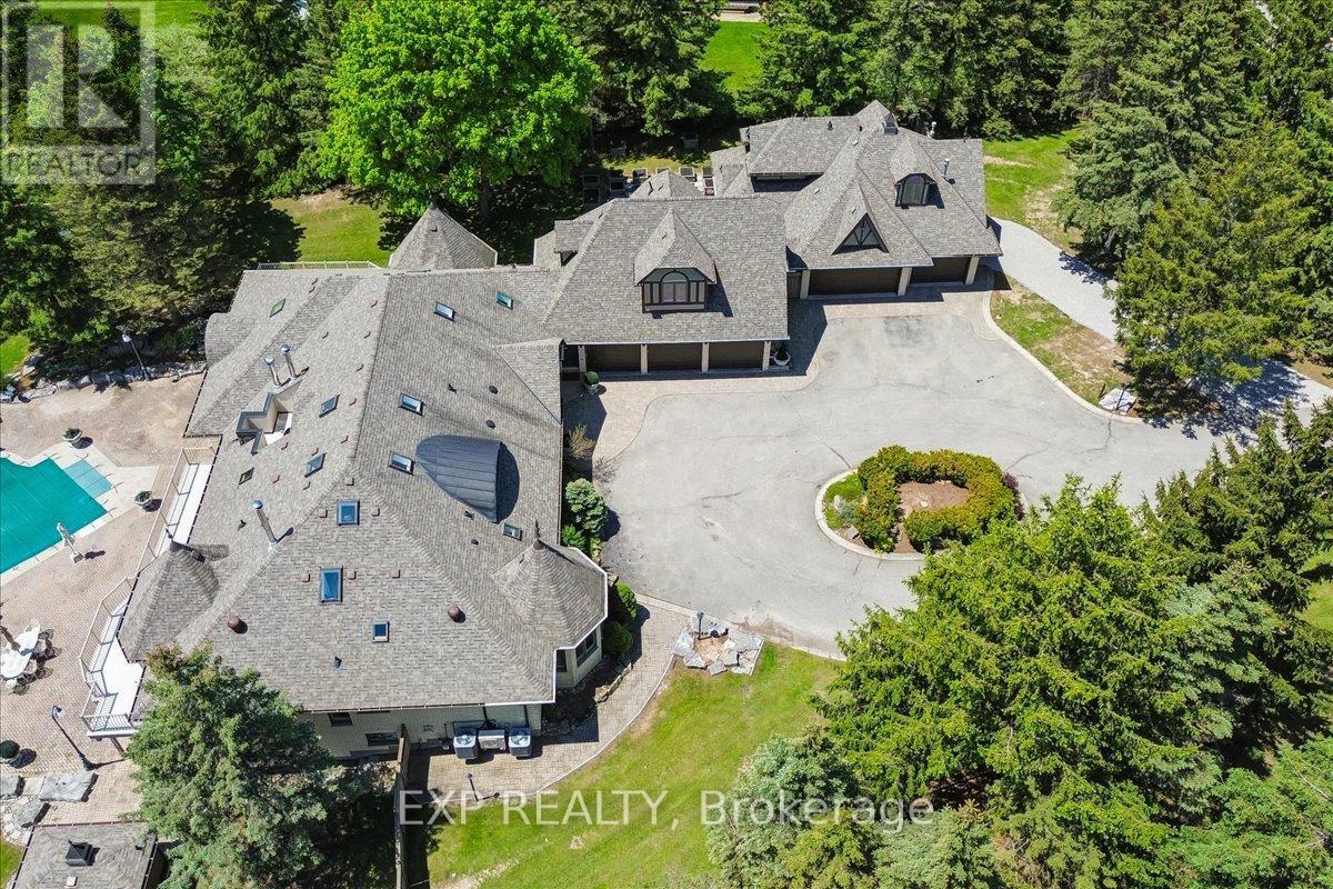 332 Burns Boulevard, King, Ontario  L7B 1E1 - Photo 4 - N13220324