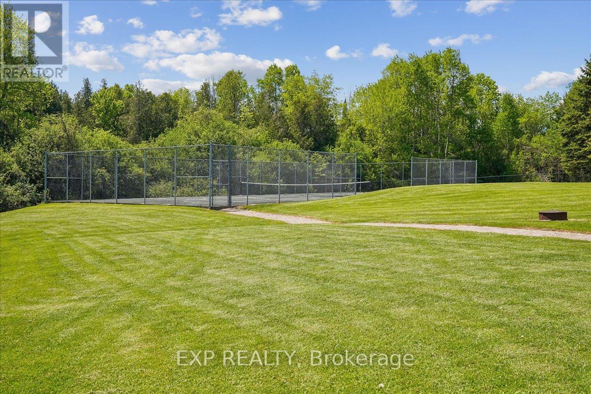 332 Burns Boulevard, King, Ontario  L7B 1E1 - Photo 47 - N13220324