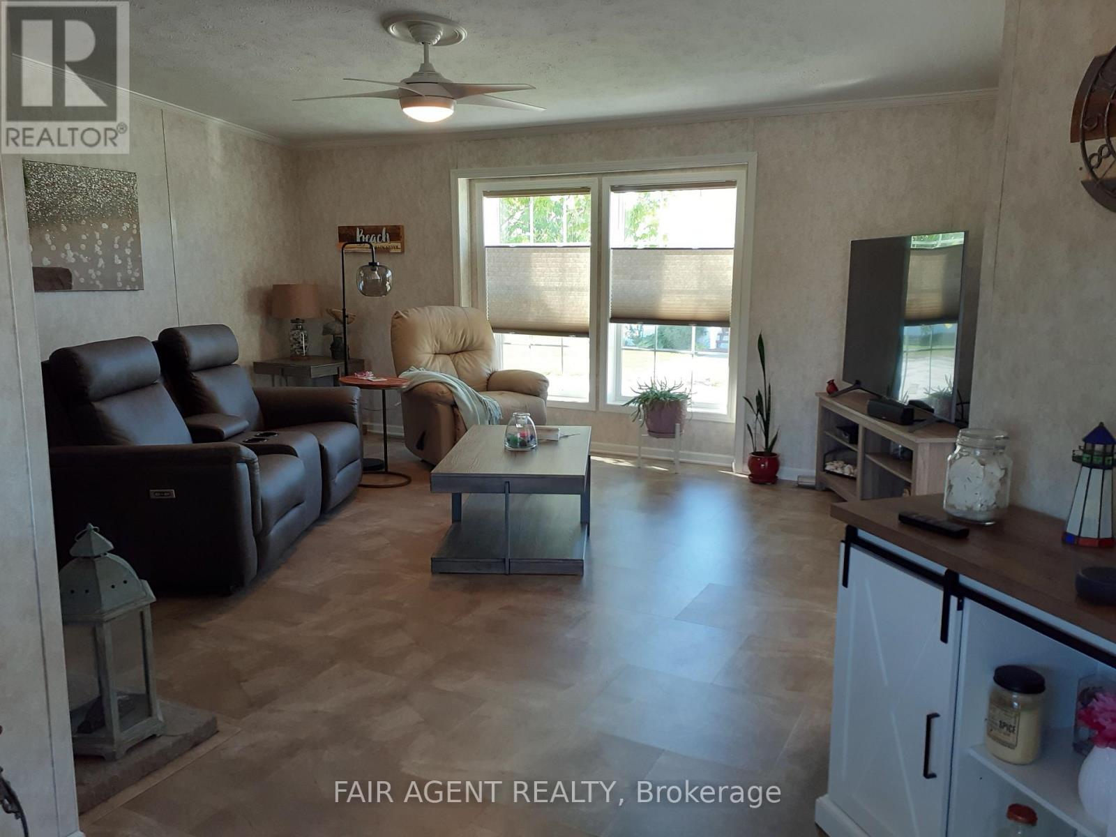 7 Forest Trail, Haldimand, Ontario  N0A 1L0 - Photo 6 - X12851526