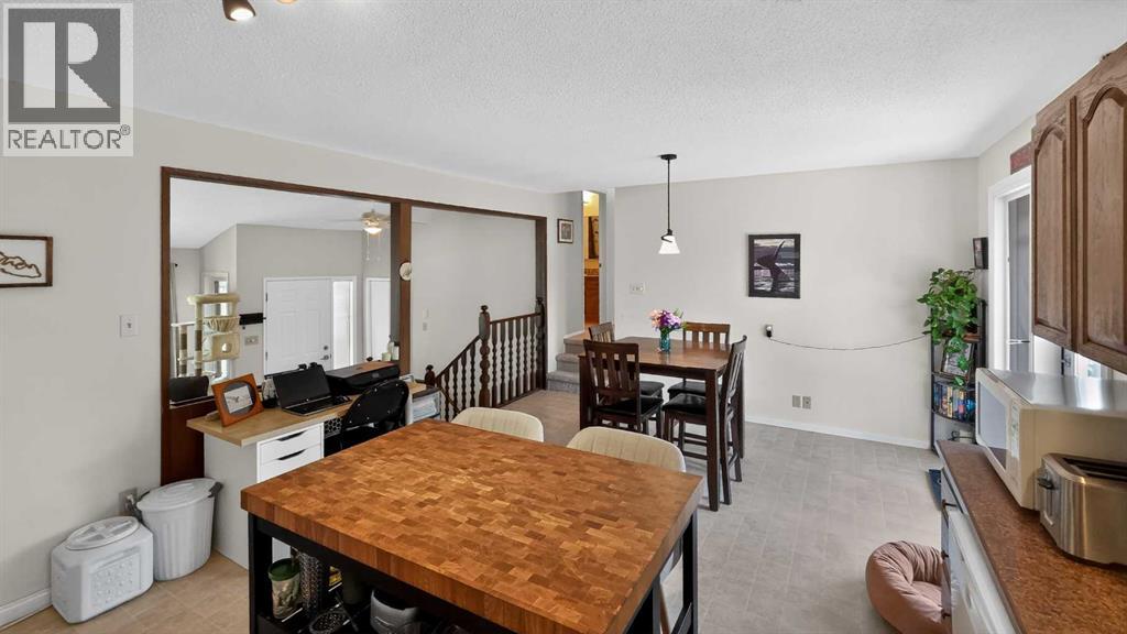 77 Iroquois Crescent W, Lethbridge, Alberta  T1K 5J3 - Photo 13 - A2316274