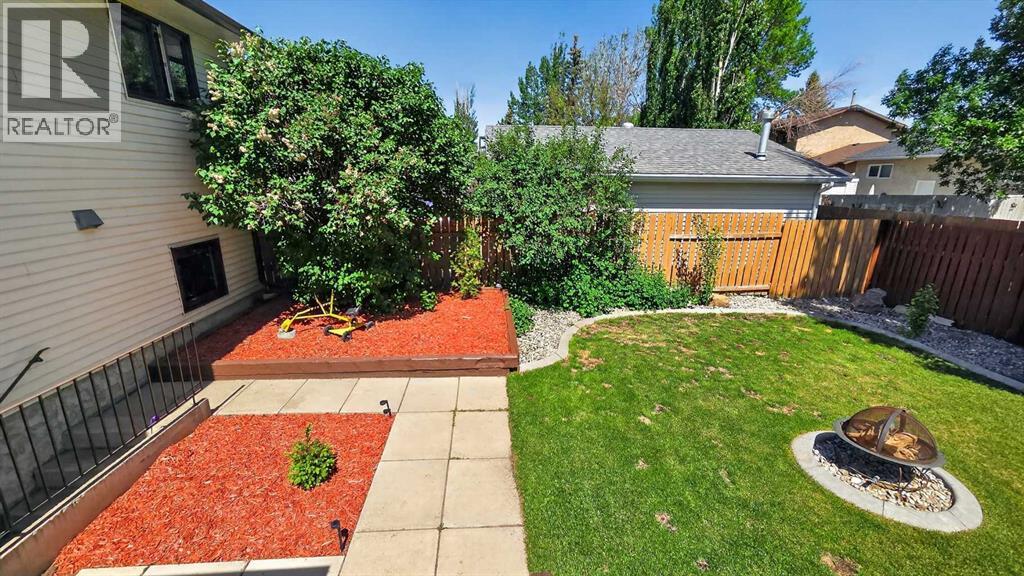 77 Iroquois Crescent W, Lethbridge, Alberta  T1K 5J3 - Photo 37 - A2316274