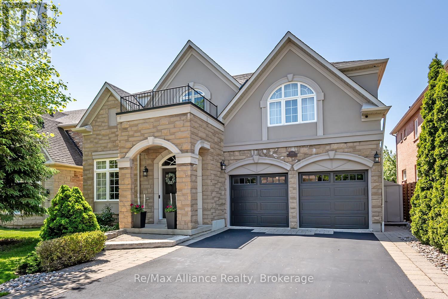 2489 Whistling Springs Crescent, Oakville, Ontario  L6M 5G3 - Photo 2 - W13027022