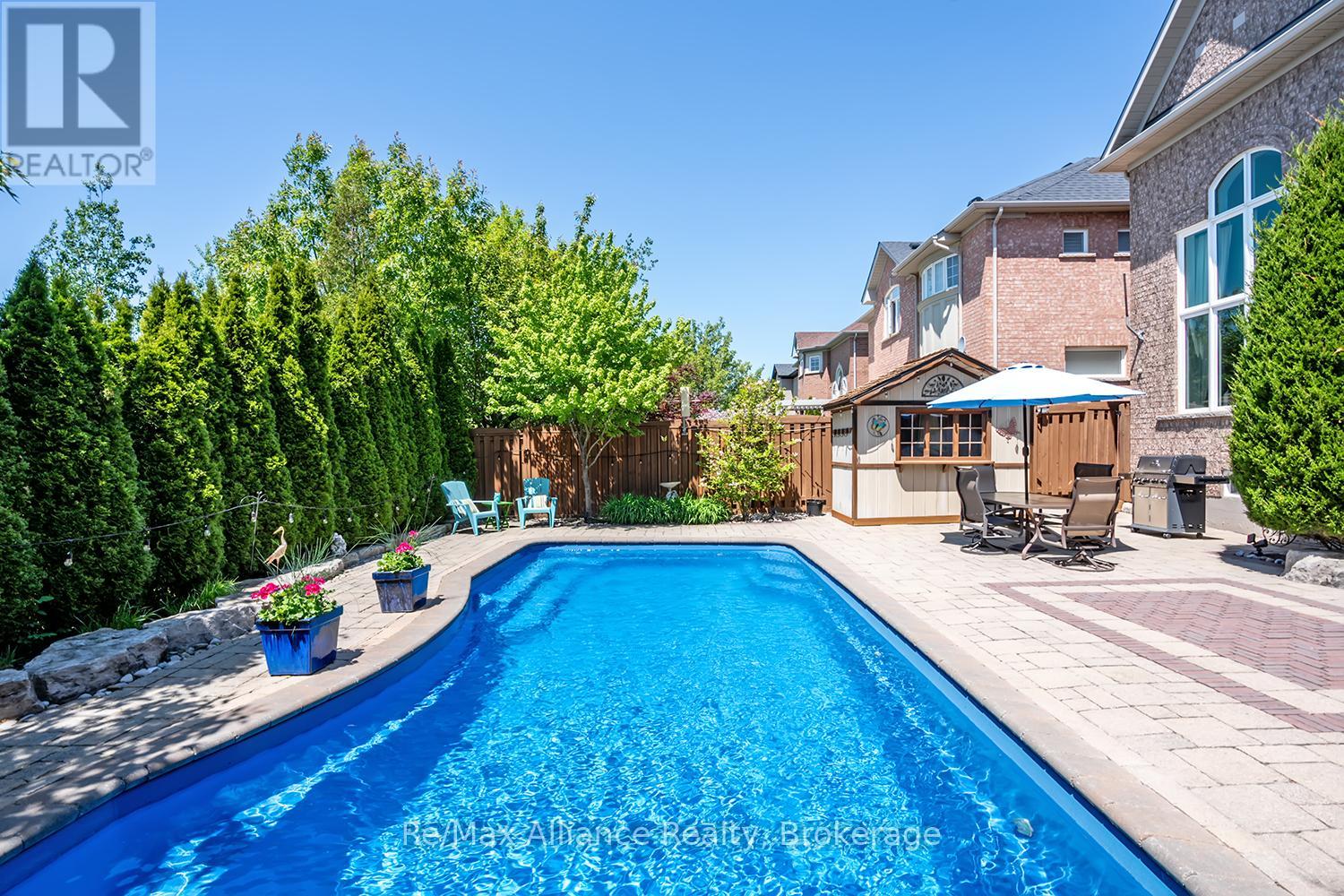 2489 Whistling Springs Crescent, Oakville, Ontario  L6M 5G3 - Photo 38 - W13027022