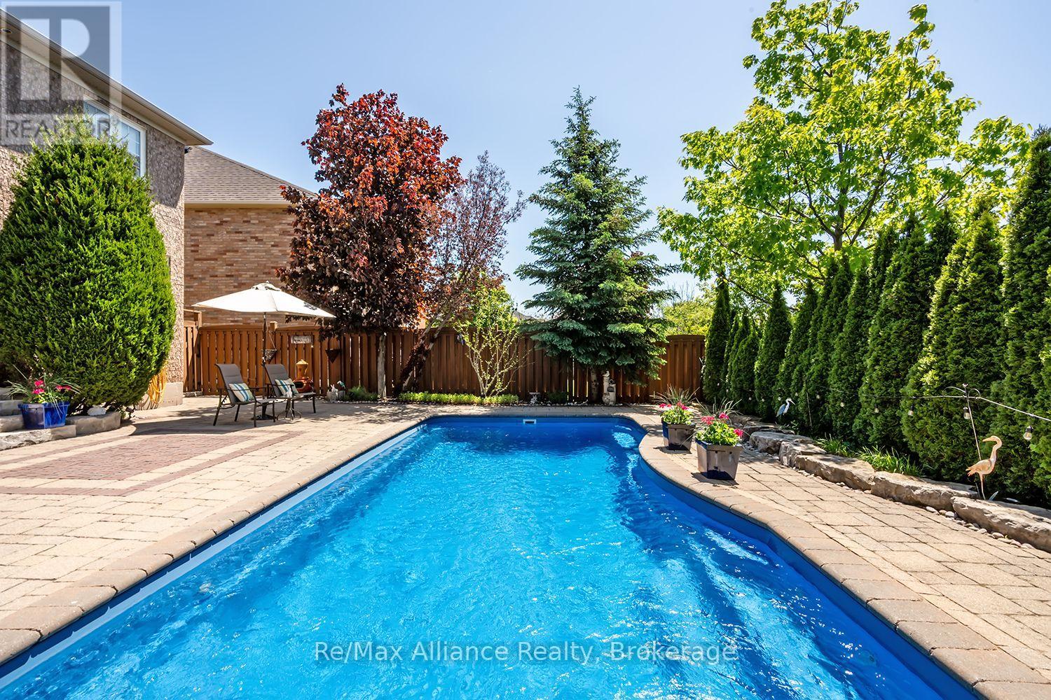 2489 Whistling Springs Crescent, Oakville, Ontario  L6M 5G3 - Photo 44 - W13027022