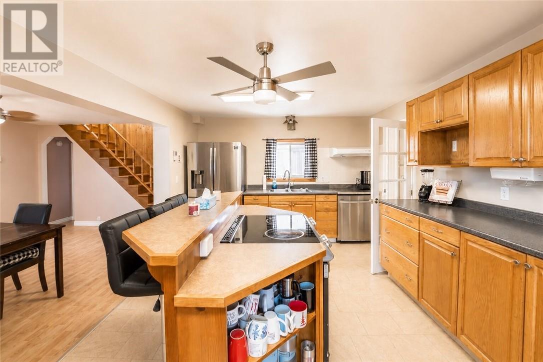 401 Castle Street, Massey, Ontario  P0P 1P0 - Photo 6 - 2127316