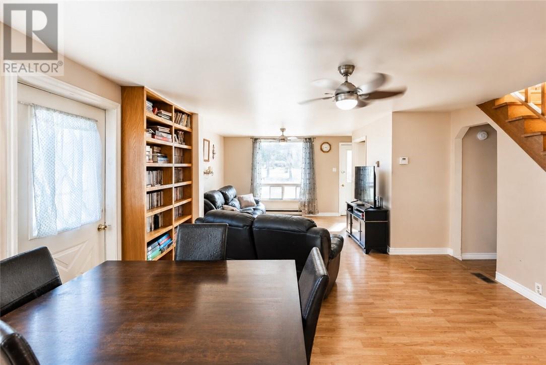 401 Castle Street, Massey, Ontario  P0P 1P0 - Photo 7 - 2127316