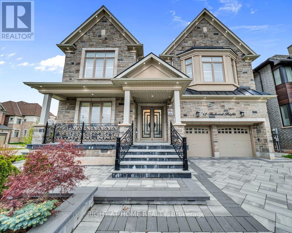 12 Hackwood Heights, Brampton, Ontario  L6X 5R2 - Photo 1 - W13128658
